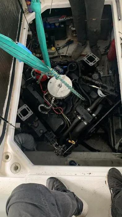 Servis lodních motorů – fotografie 23